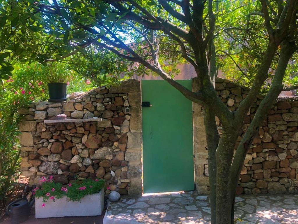 Mas Luis Alvarez La Capelle-et-Masmolene Dış mekan fotoğraf
